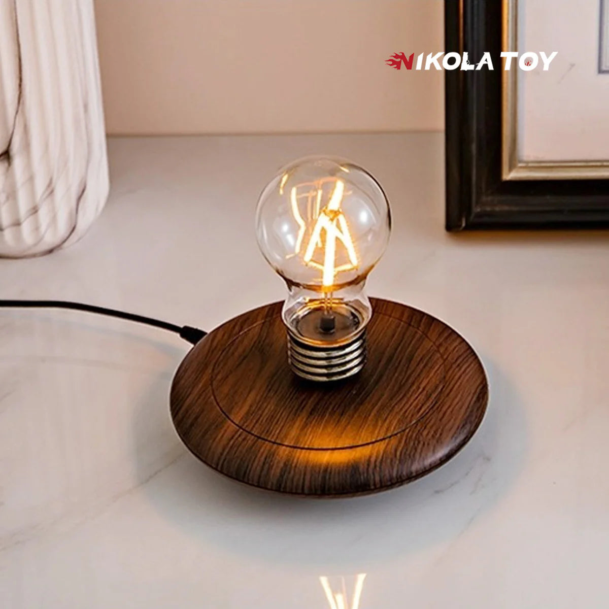 NIKOLATOY® High tech desktop ornaments - suspended lights